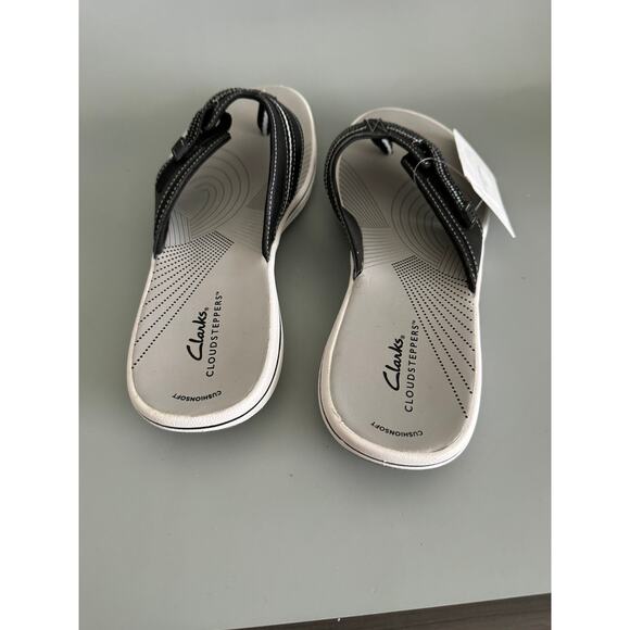 NWT Clarks Cloud Steppers Women’s Size 10 Fllip Flop Navy and White - Picture 3 of 5